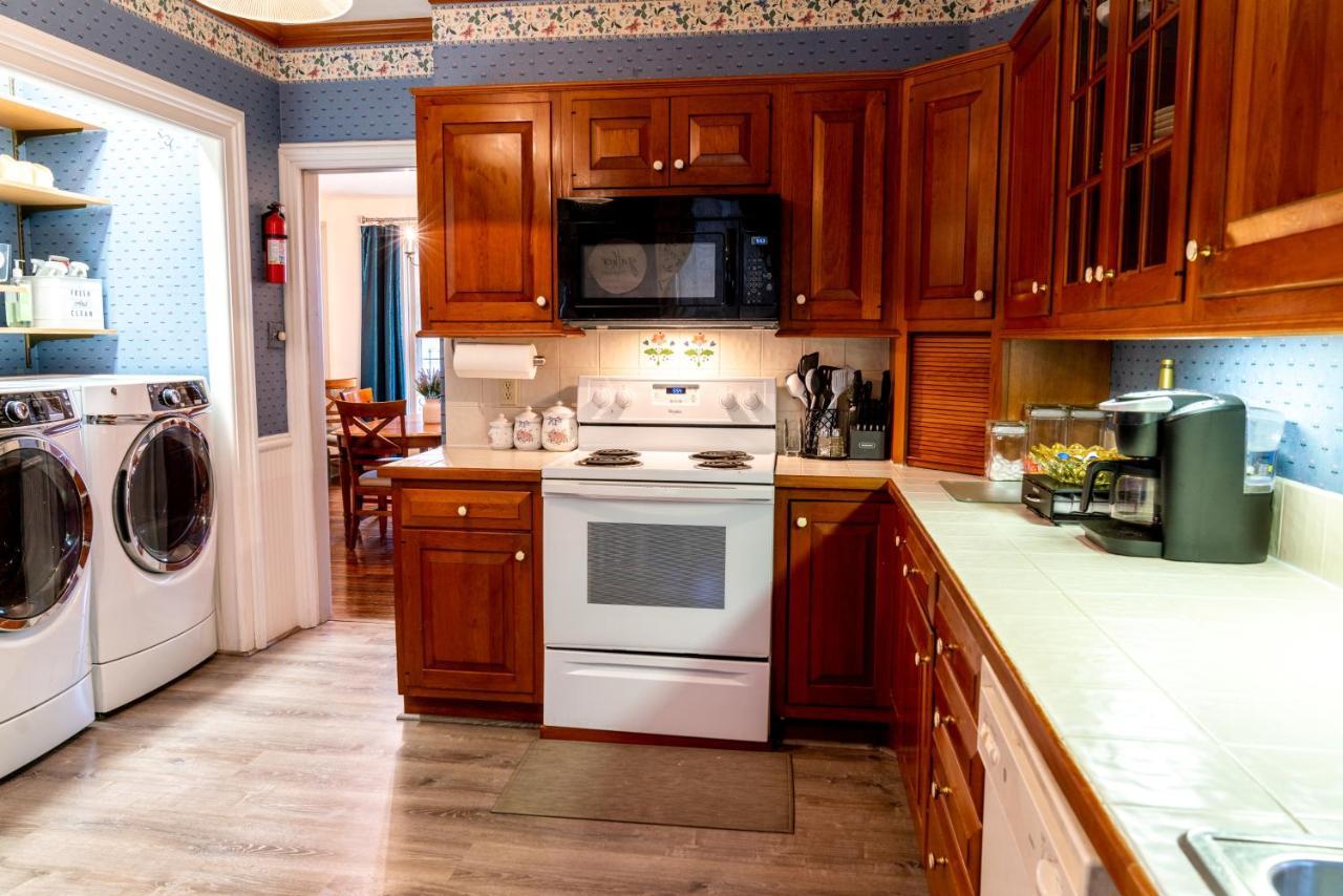 Willa Charming Executive Victorian Mansion W/ Free Parking - Near Bucknell Milton Zewnętrze zdjęcie